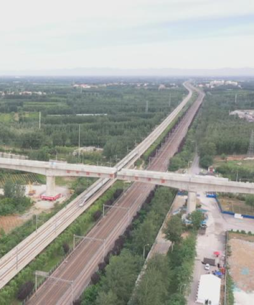 京沪高铁廊坊站迎新动态，增设设施深化交通枢纽地位