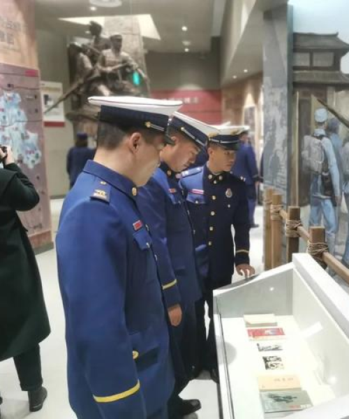 河南天铸消防设备公司，励志英文语录与消防精神的融合之旅